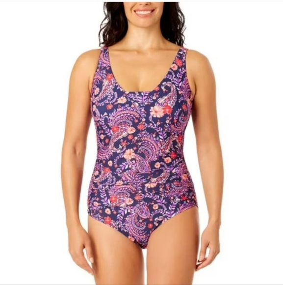 NWT Lands' End Ladies' One Piece Swimsuit Light Purple S - Picture 1 of 4